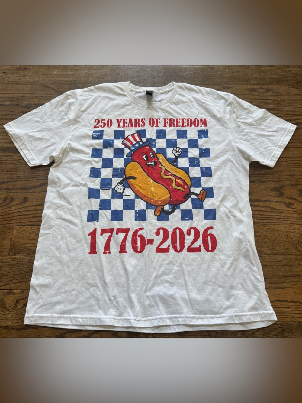 250 Years of Freedom Hot Dog Graphic Tee 1776–2026 Patriotic T-Shirt XL NWOT